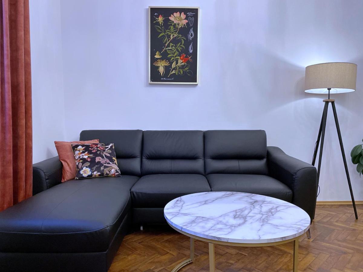 Rzeszowska 5 Apt. 3 Krakau